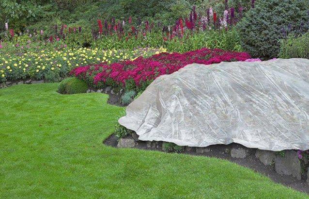 Dalen Harvest Guard Sub Zero Reusable Frost Blanket Winter Plant Protection